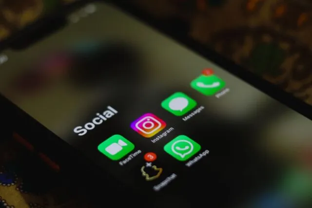 Tendințe în marketingul pe rețele sociale pentru afaceri mici